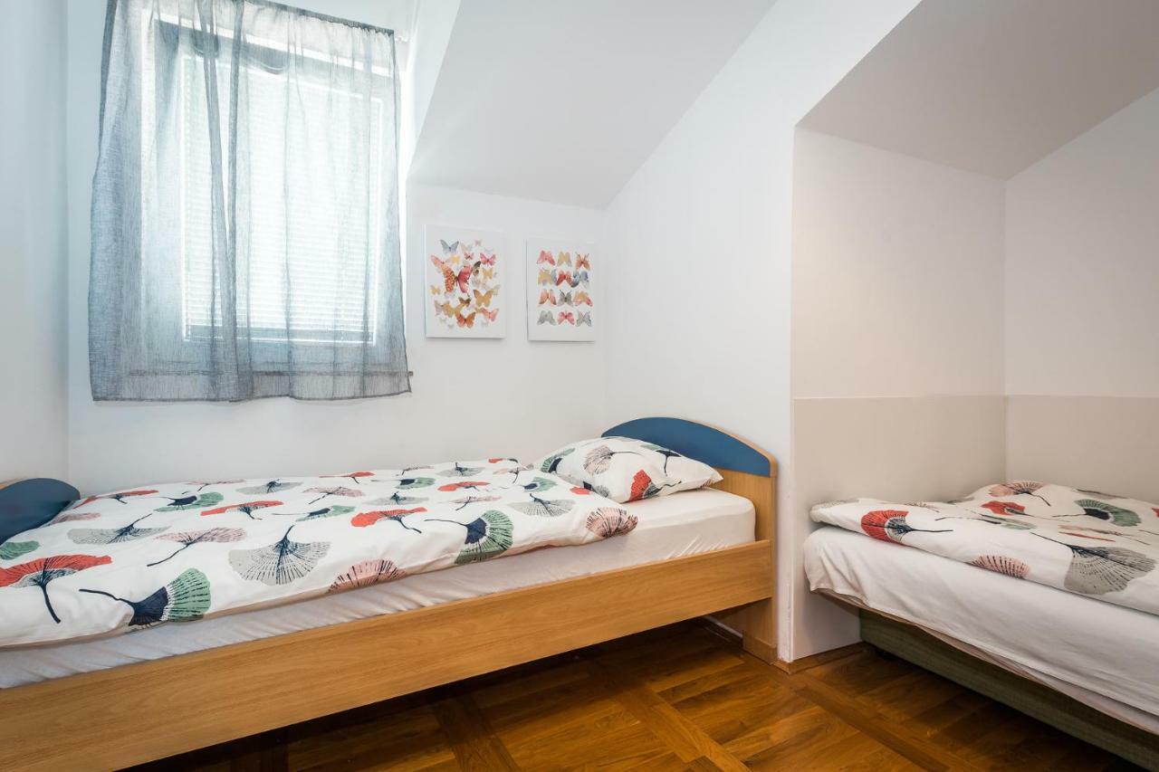 Apartman Karla Mara Ana Ivan & Jo Srima Eksteriør billede